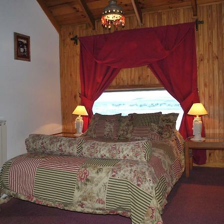 Hosteria Residencia Linares Ushuaia Ngoại thất bức ảnh