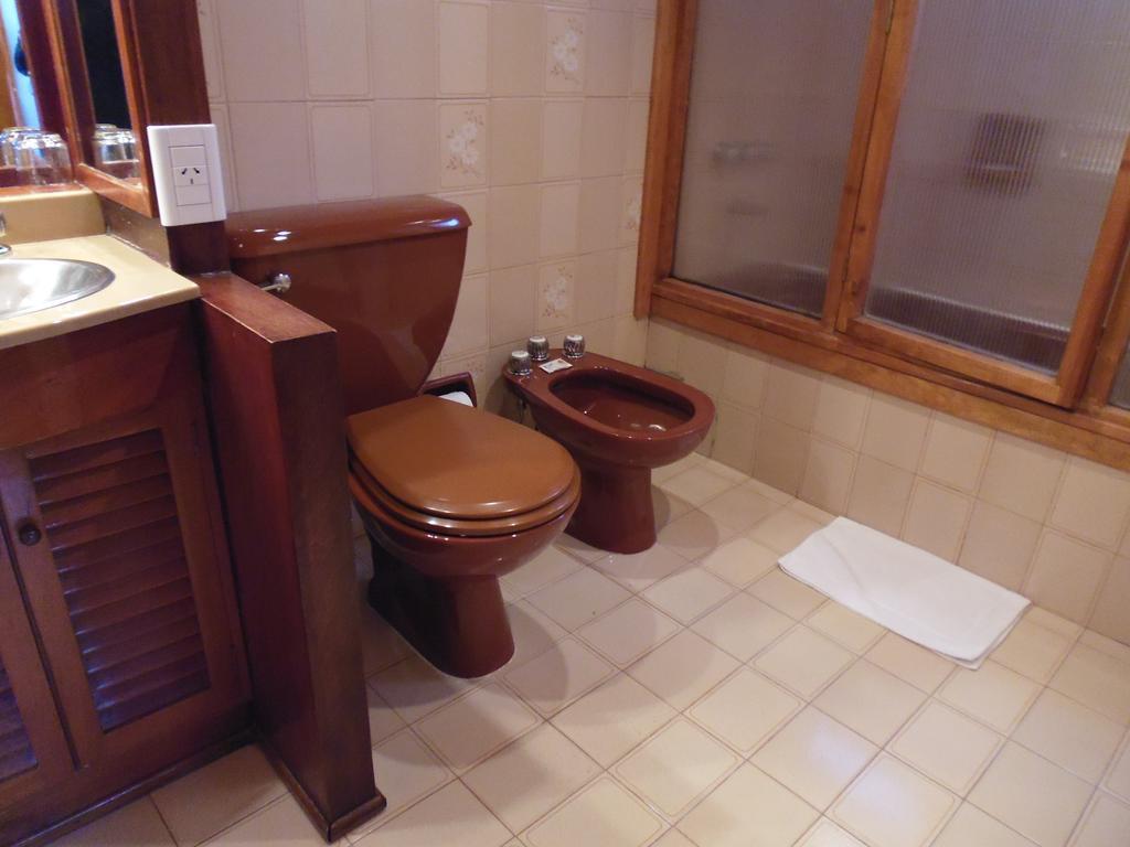 Hosteria Residencia Linares Ushuaia Ngoại thất bức ảnh