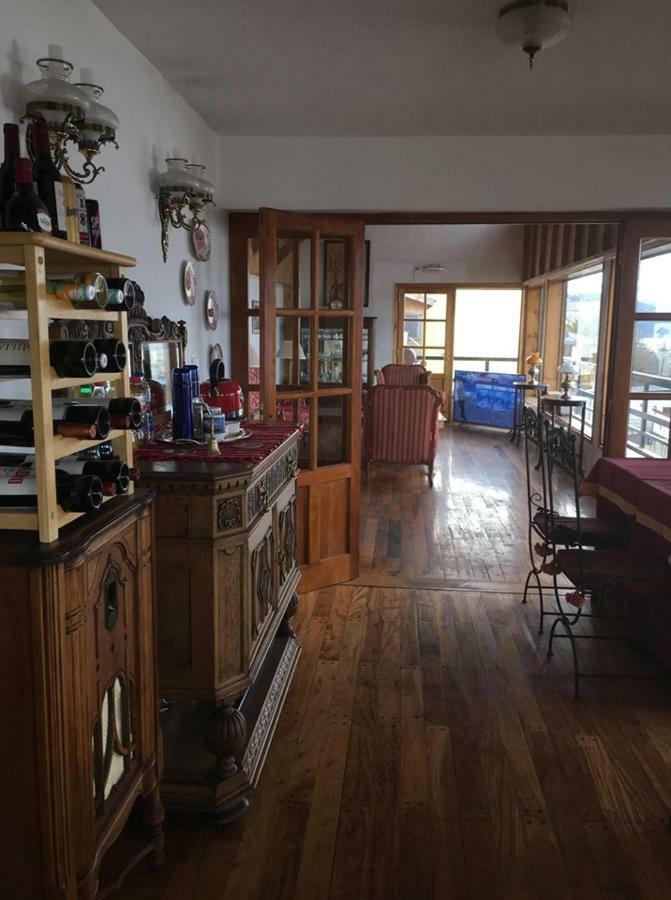 Hosteria Residencia Linares Ushuaia Ngoại thất bức ảnh