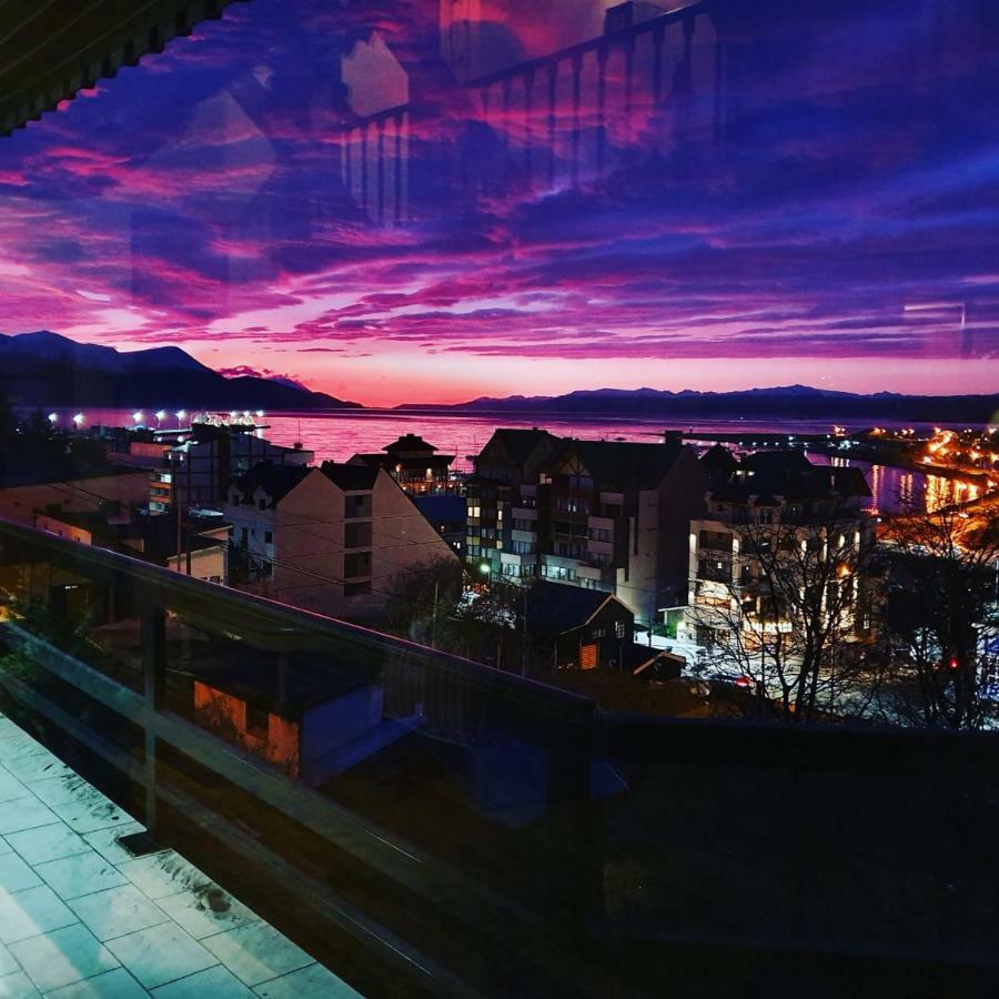 Hosteria Residencia Linares Ushuaia Ngoại thất bức ảnh